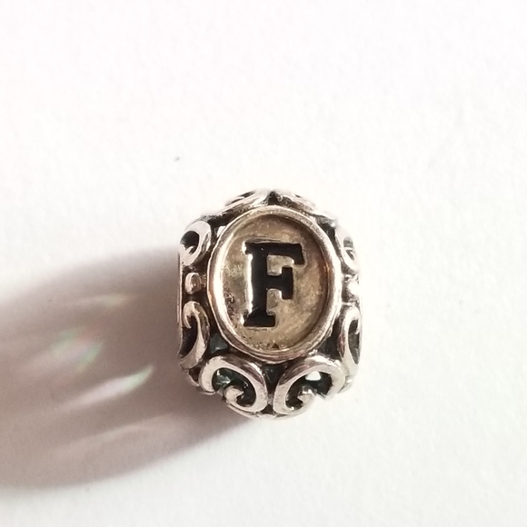 Relisted - Chamilia Authentic Sterling Silver Charm Initially Speaking F - Picture 4 of 16